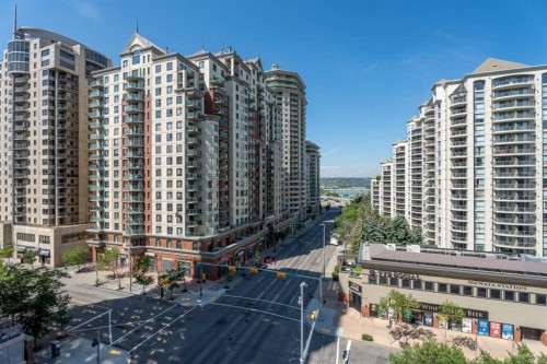804-1088 6 Avenue Sw, Calgary, AB - Outdoor With Facade