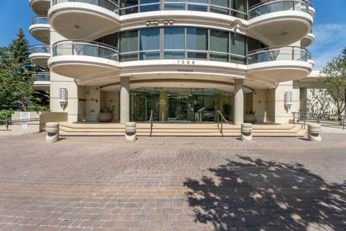 804-1088 6 Avenue Sw, Calgary, AB - Outdoor