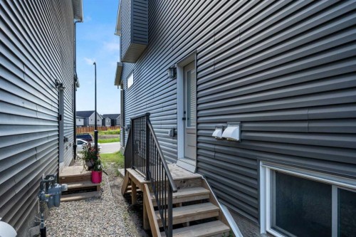45 Herron Mews Ne, Calgary, AB 