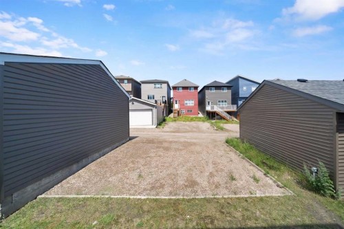45 Herron Mews Ne, Calgary, AB 