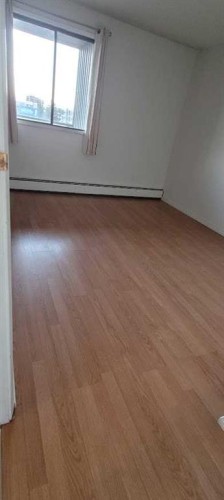 302-1900 25A Street Sw, Calgary, AB 