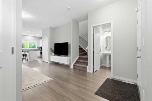 15 Cranbrook Terrace Se, Calgary, AB 