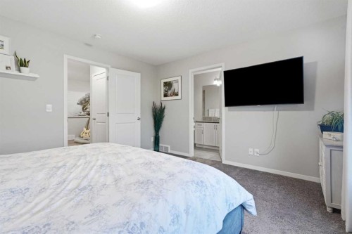 15 Cranbrook Terrace Se, Calgary, AB 