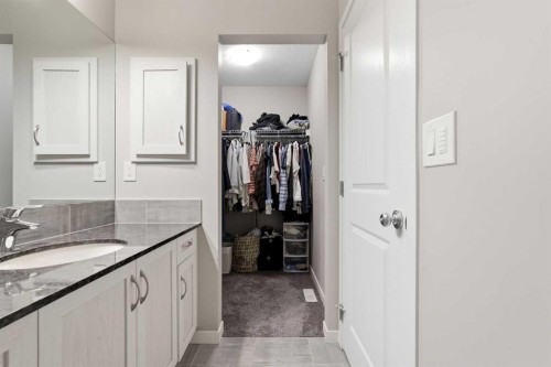 15 Cranbrook Terrace Se, Calgary, AB 