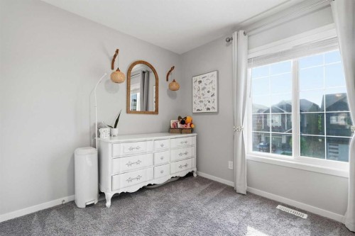 15 Cranbrook Terrace Se, Calgary, AB 