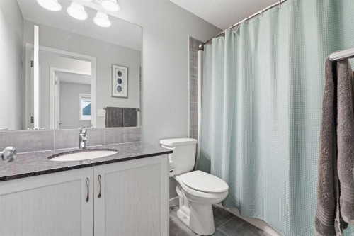 15 Cranbrook Terrace Se, Calgary, AB 