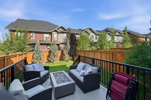 15 Cranbrook Terrace Se, Calgary, AB 