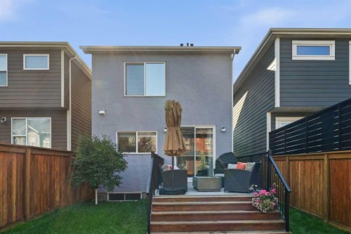 15 Cranbrook Terrace Se, Calgary, AB 
