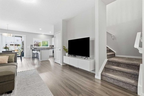 15 Cranbrook Terrace Se, Calgary, AB 