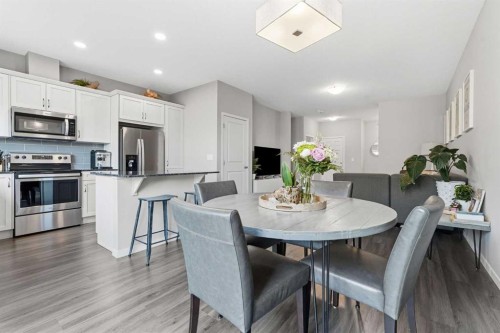 15 Cranbrook Terrace Se, Calgary, AB 