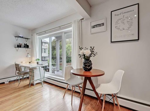 305-112 23 Avenue Sw, Calgary, AB - Indoor