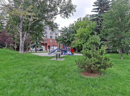 305-112 23 Avenue Sw, Calgary, AB - Outdoor