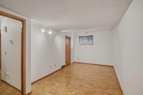 240 Varsity Estates Terrace Nw, Calgary, AB 