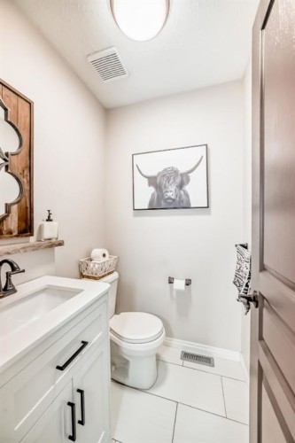 20 Madison Court, Strathmore, AB 