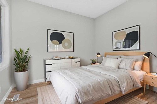 78 Hamptons Circle Nw, Calgary, AB - Indoor Photo Showing Bedroom