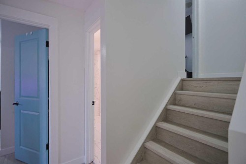205-310 Falconridge Crescent Ne, Calgary, AB - Indoor Photo Showing Other Room