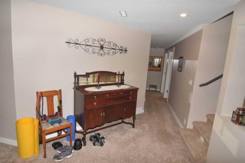 254 Maple Grove Crescent, Strathmore, AB 