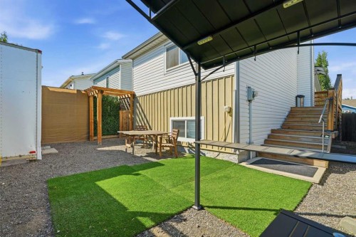 19 Millcrest Way Sw, Calgary, AB - Outdoor With Exterior
