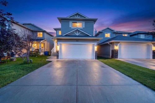 744 Luxstone Landing SW Airdrie, AB T4B 3L1