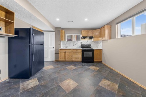 744 Luxstone Landing Sw, Airdrie, AB - Indoor