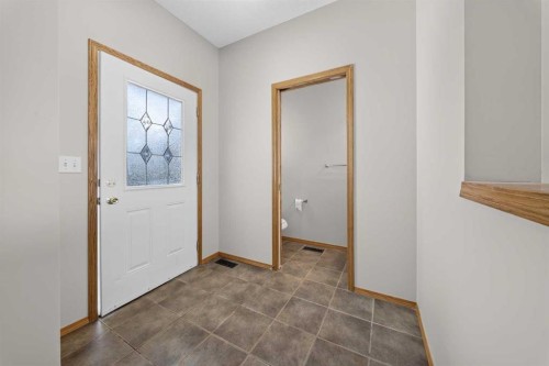 744 Luxstone Landing Sw, Airdrie, AB - Indoor Photo Showing Other Room