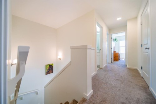 61-1407 3 Street Se, High River, AB - Indoor Photo Showing Other Room
