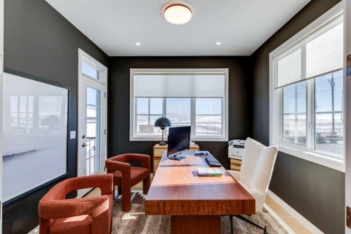 282 Southbow Avenue, Cochrane, AB - Indoor Photo Showing Office