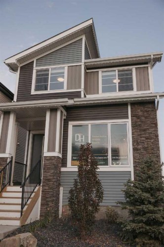282 Southbow Avenue, Cochrane, AB - Outdoor