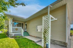 10 Sandstone Ridge Crescent Okotoks, AB T0L 1T3