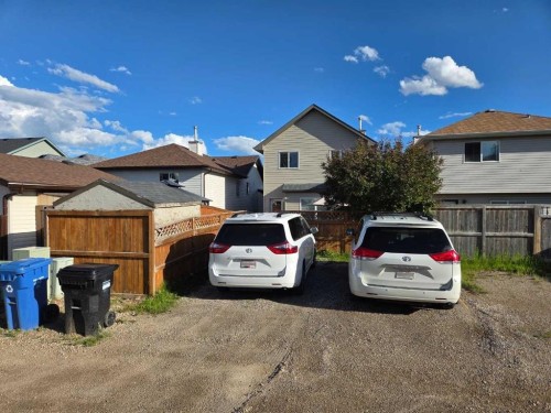 48 Covepark Place Ne, Calgary, AB - Outdoor