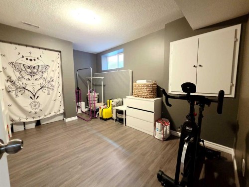 48 Covepark Place Ne, Calgary, AB - Indoor