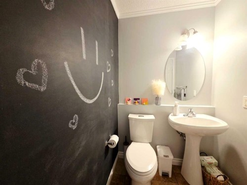 48 Covepark Place Ne, Calgary, AB - Indoor Photo Showing Bathroom