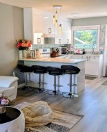 2851 Dovely Park SE Calgary, AB T2B 3G9