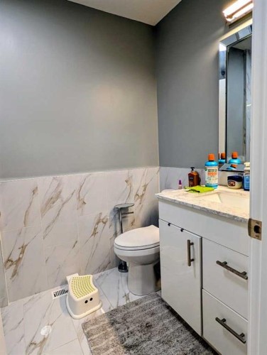 2851 Dovely Park Se, Calgary, AB 