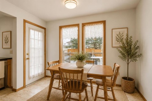 132 Scenic Cove Circle Nw, Calgary, AB - Indoor Photo Showing Dining Room