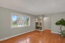10315 8 Street Sw, Calgary, AB  - Indoor Photo Showing Other Room 