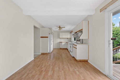 7435 25 Street Se, Calgary, AB 