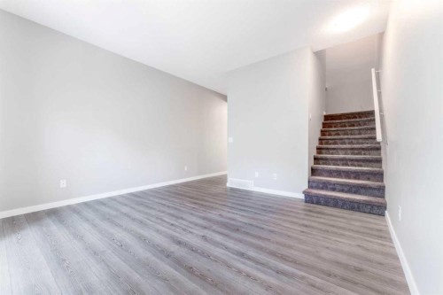 349-130 New Brighton Way Se, Calgary, AB - Indoor Photo Showing Other Room