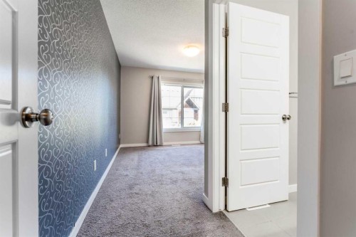 349-130 New Brighton Way Se, Calgary, AB - Indoor Photo Showing Other Room