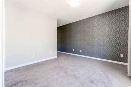 349-130 New Brighton Way Se, Calgary, AB - Indoor Photo Showing Other Room
