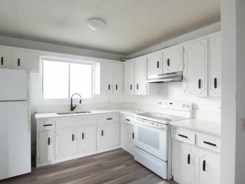 196 Fonda Drive Se, Calgary, AB 