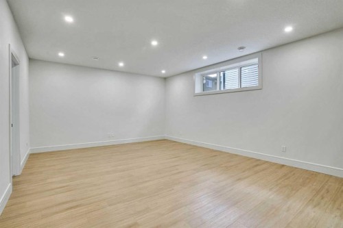 287 Waterford Road, Chestermere, AB - Indoor Photo Showing Other Room