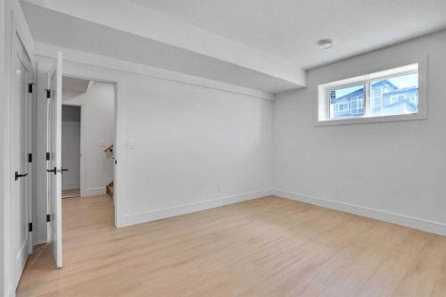 287 Waterford Road, Chestermere, AB - Indoor Photo Showing Other Room