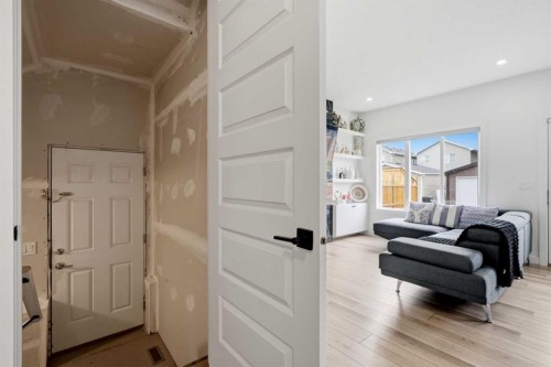 160 Homestead Grove Ne, Calgary, AB - Indoor Photo Showing Other Room