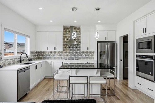 160 Homestead Grove Ne, Calgary, AB - Indoor Photo Showing Kitchen With Stainless Steel Kitchen With Upgraded Kitchen
