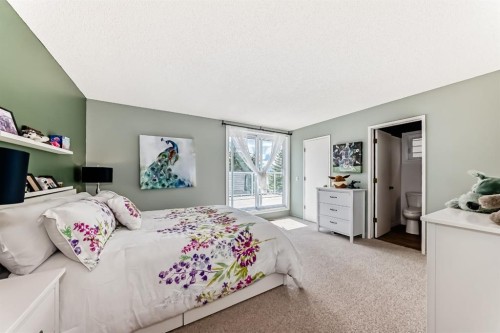 15 Hawkcliff Way Nw, Calgary, AB 