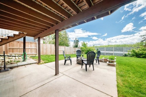 15 Hawkcliff Way Nw, Calgary, AB 