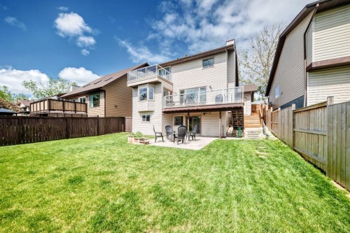 15 Hawkcliff Way Nw, Calgary, AB 