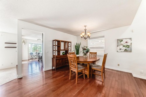 15 Hawkcliff Way Nw, Calgary, AB 