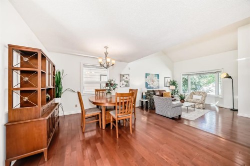 15 Hawkcliff Way Nw, Calgary, AB 